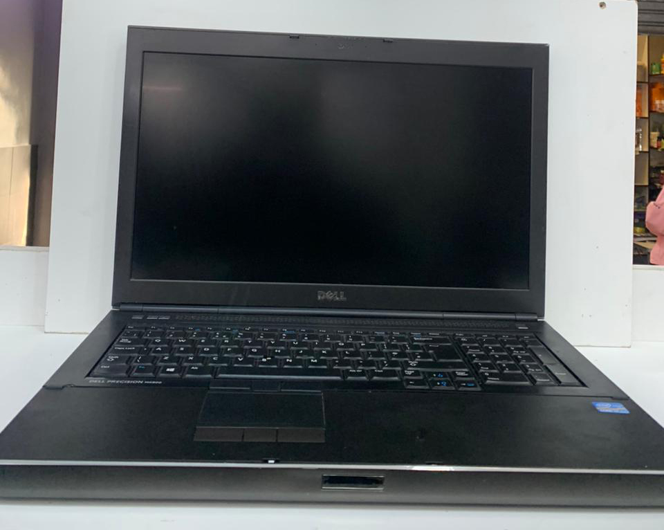 Dell Laptop M6500 – laptechmasters.ai